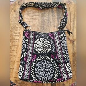 VERA BRADLEY Canterberry Magenta Crossbody Shoulder Bag Quilted Hipster